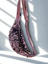 Mini sac banane à sequins LILOU rose avec anse réglable