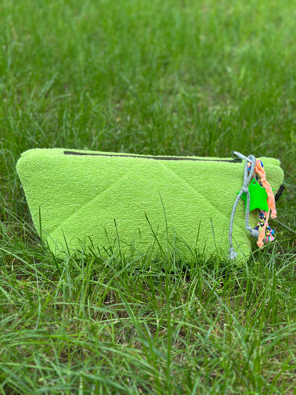Pochette Océane Beach vert anis